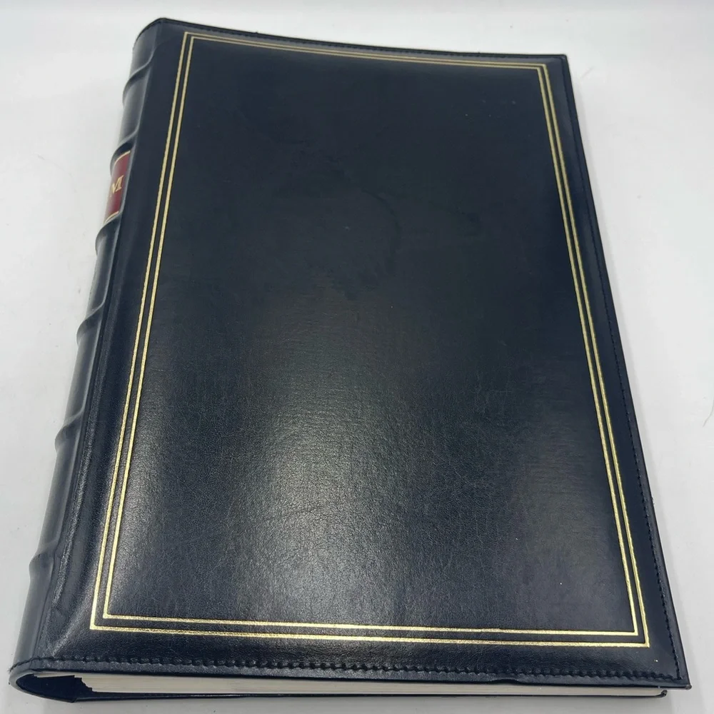 Pioneer: Black Bonded Leather D-Ring VTG 408 (4”x6”) Photo Album w/ Memo Column